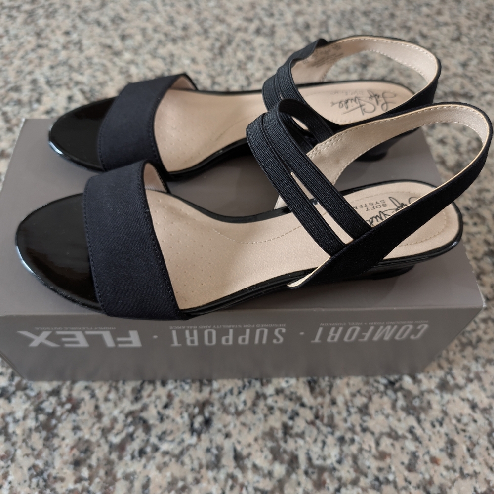 Life Stride Black Women's Dress Shoes - Picture 3 of 8